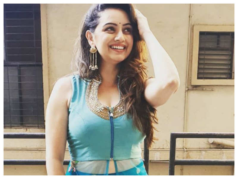 Shruti Marathe  Height, Weight, Age, Stats, Wiki and More